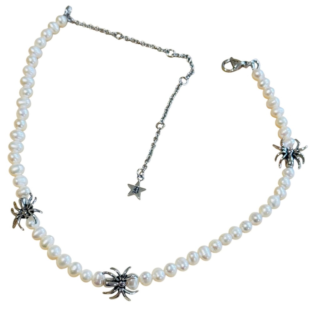 Dalmata D Spooky 8 leg Spider Pearl Necklace Freshwater choker Goth Punk Silver‎